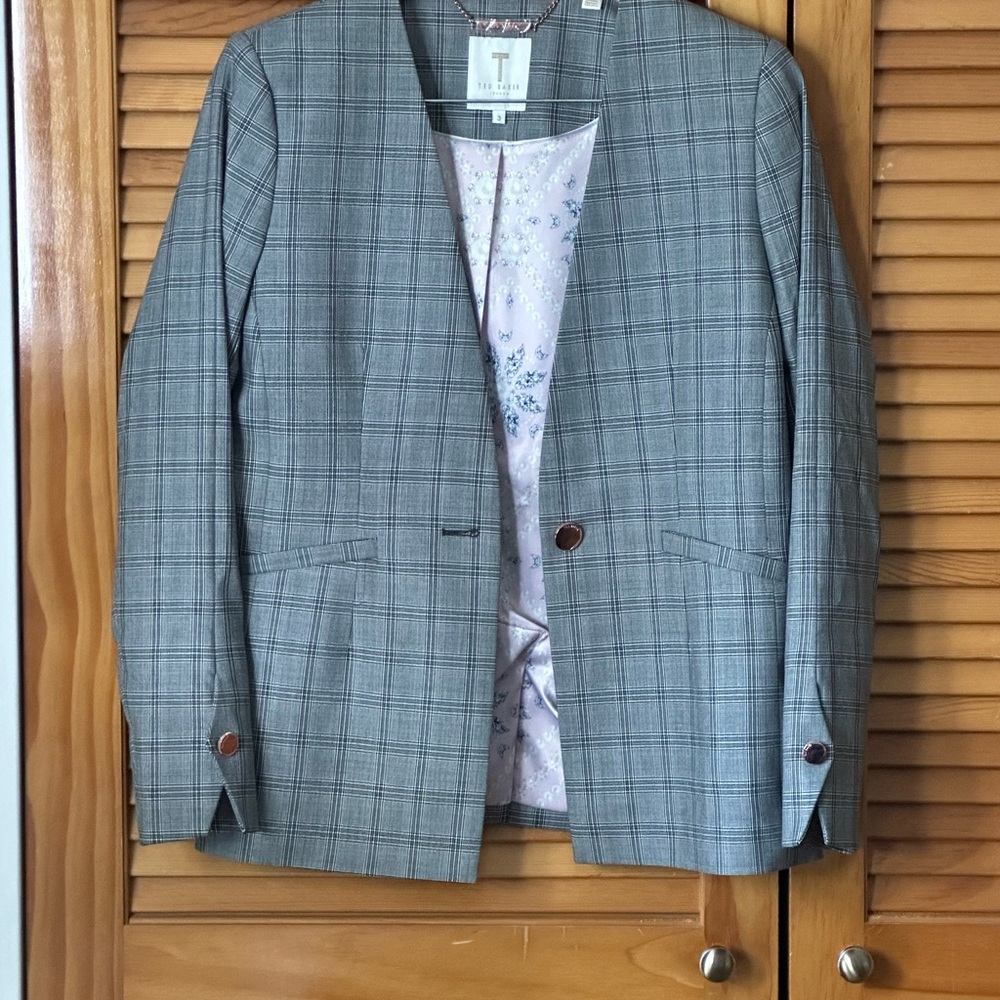Ted Baker London Collarless Checked Blazer, Size 8 (Ted 3).